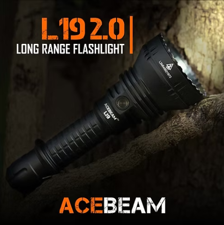 AceBeam L19 2.0 Long Range Flashlight 2200 lumens (Black)