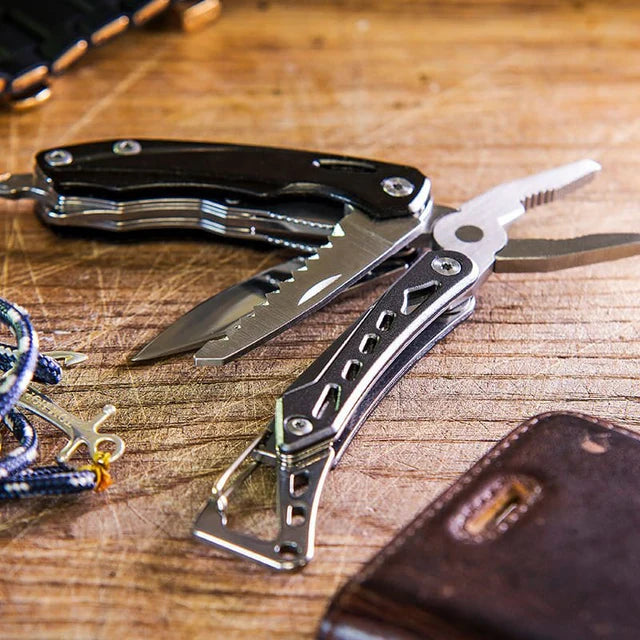 True Utility Seven Multitool